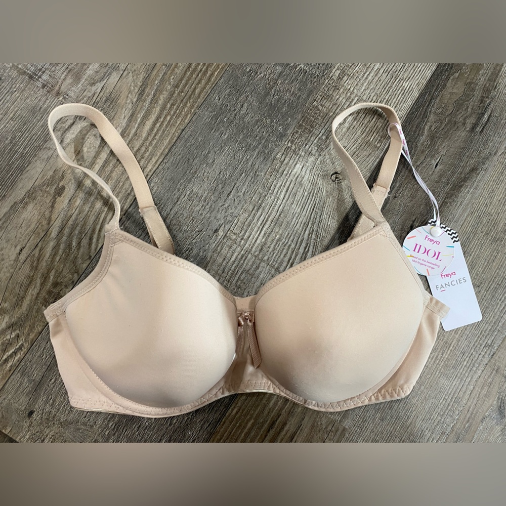 Freya NWT bra size 32D